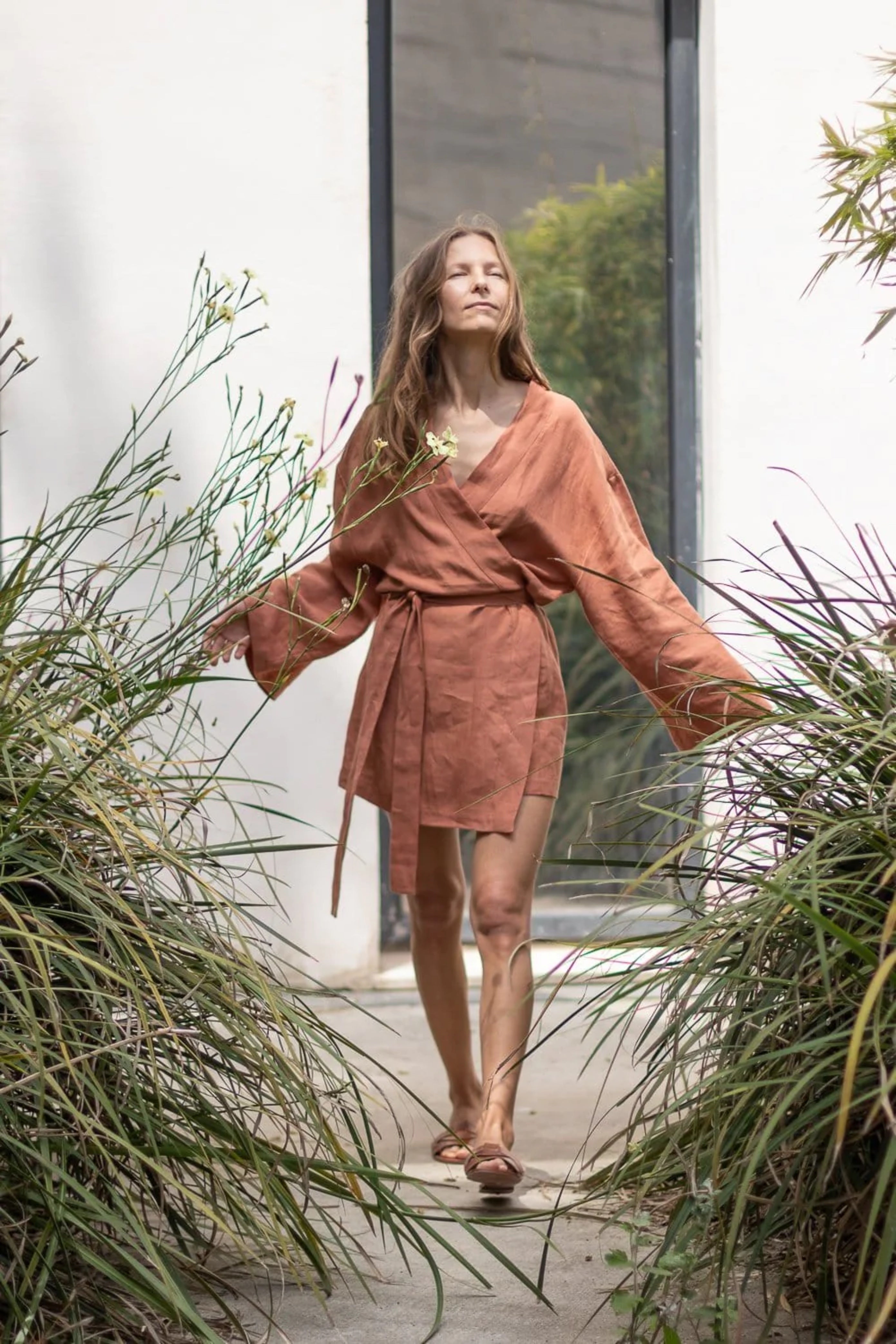 TERRACOTTA LINEN SHORT KIMONO